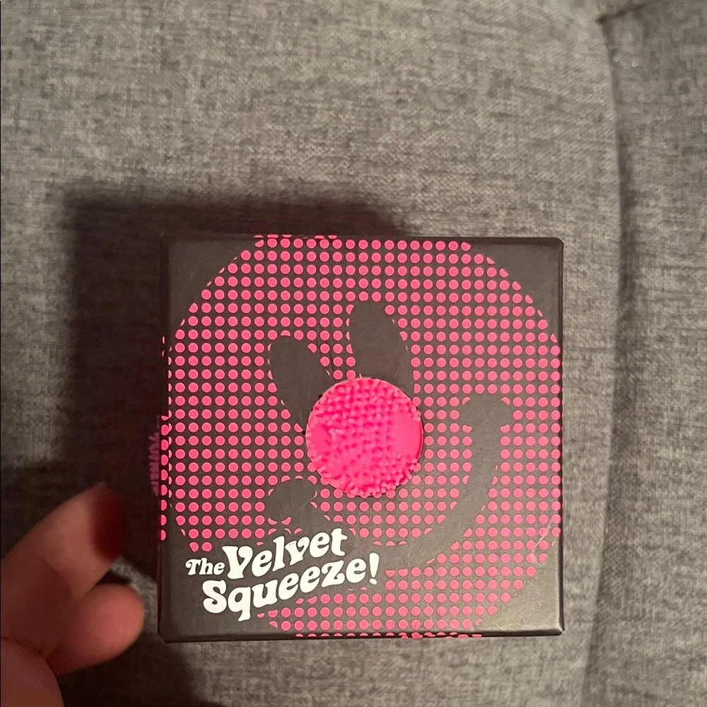 Needoh Fuzz Ball - Pink Learning Toy - Picture 5 of 7